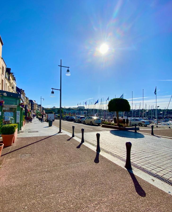 Sur Le Port De Plaisance - Proche Plage Et Centre Dieppe Exterior foto
