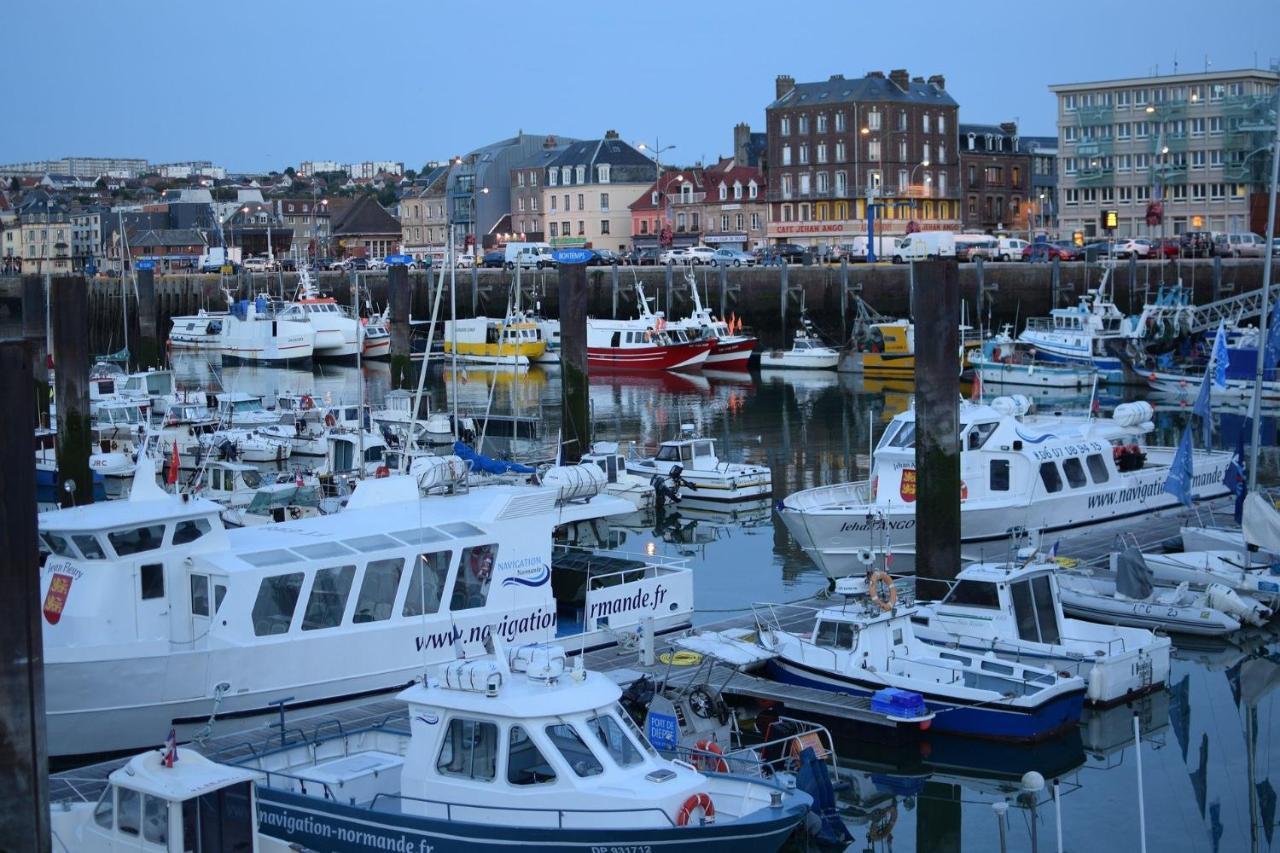 Sur Le Port De Plaisance - Proche Plage Et Centre Dieppe Exterior foto